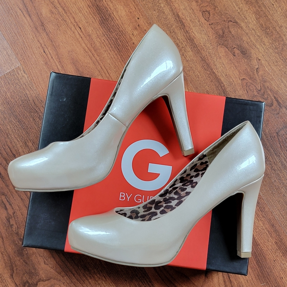 🔥SALE🔥 G by Guess Women Heels Size 9M